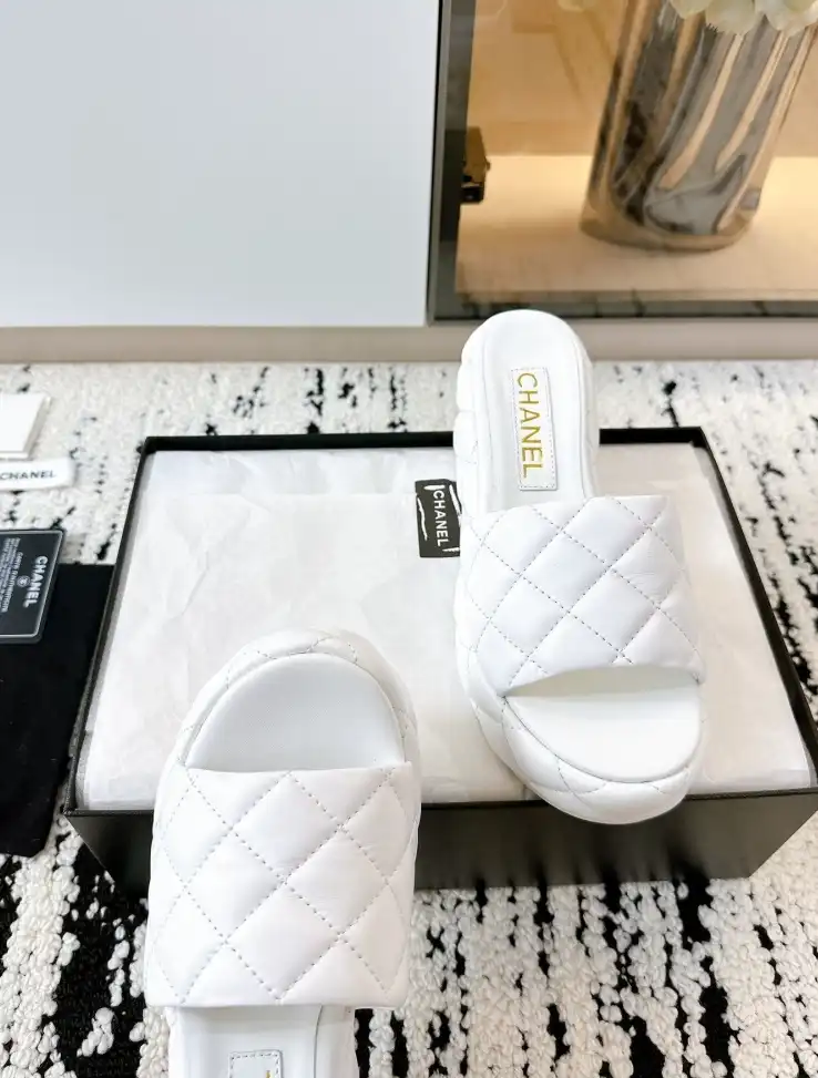 hype Chanel Slippers