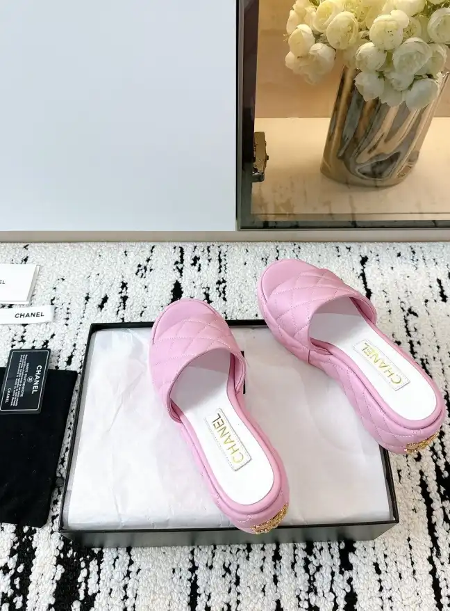 hype Chanel Slippers