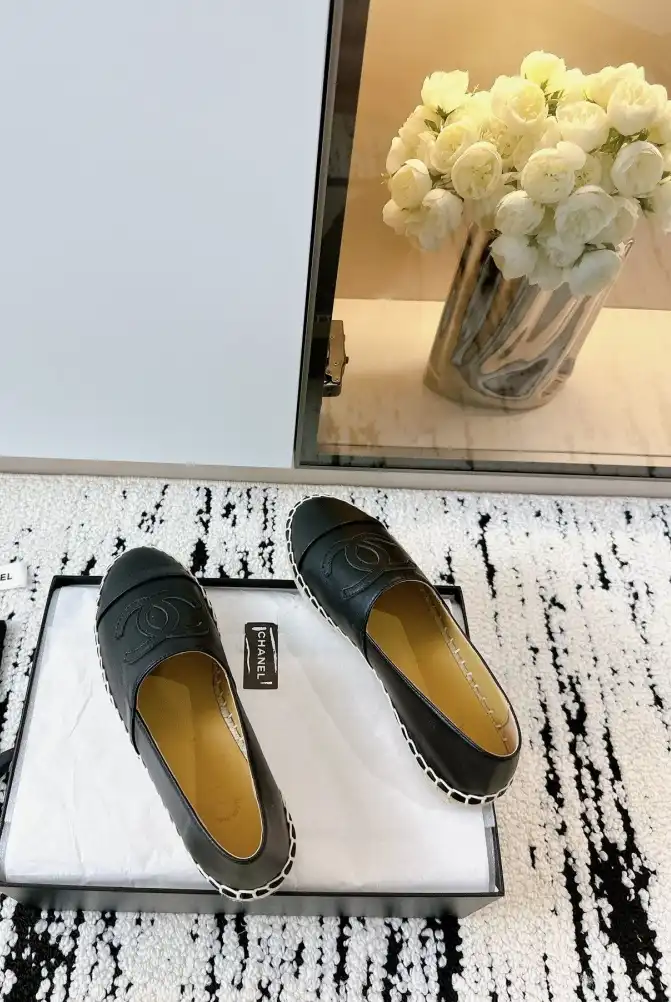 hype Chanel Flat Shoes