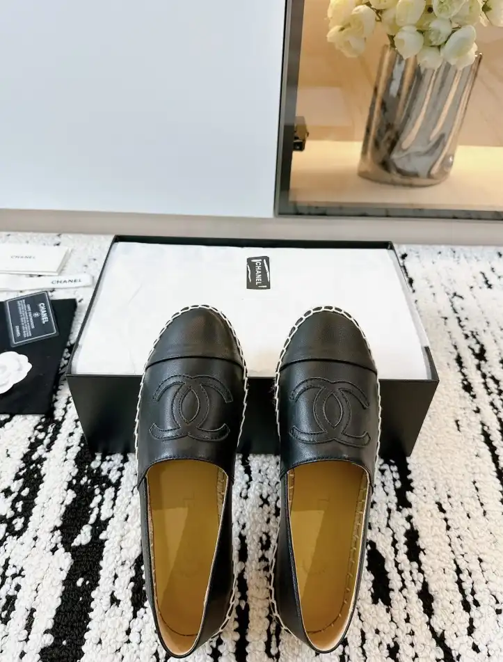 hype Chanel Flat Shoes