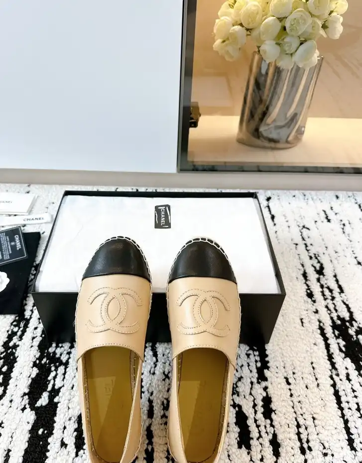 hype Chanel Flat Shoes