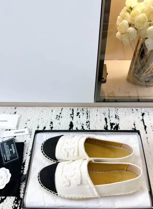 hype Chanel Flat Shoes