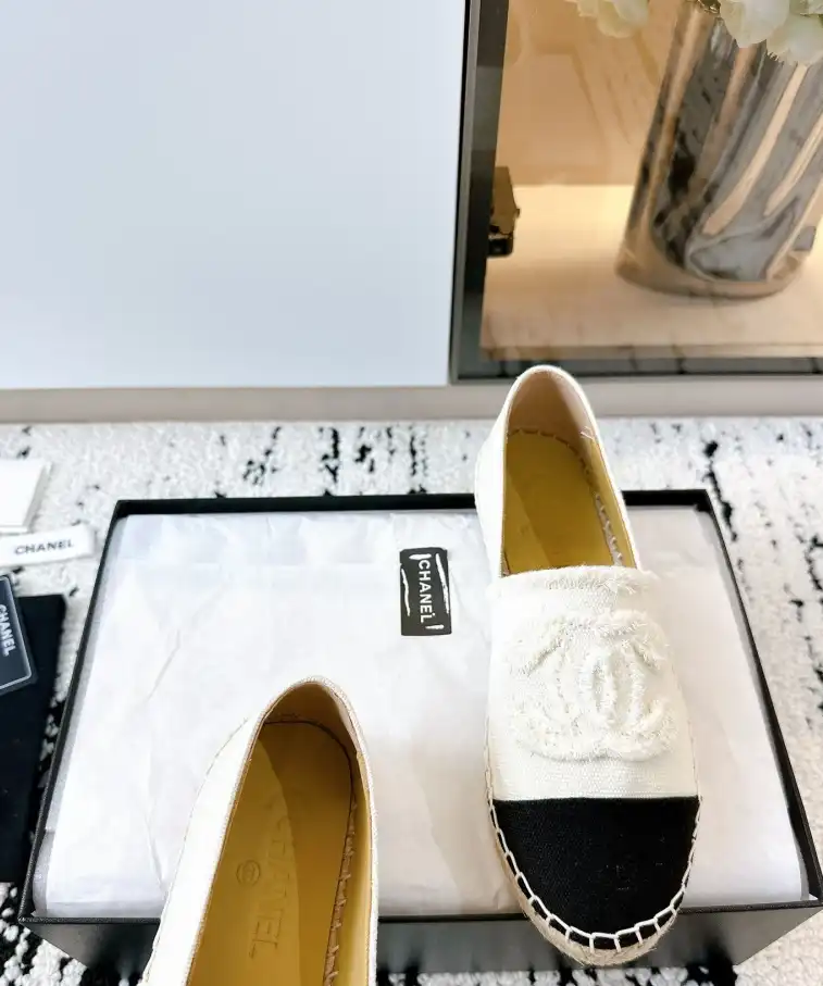 hype Chanel Flat Shoes