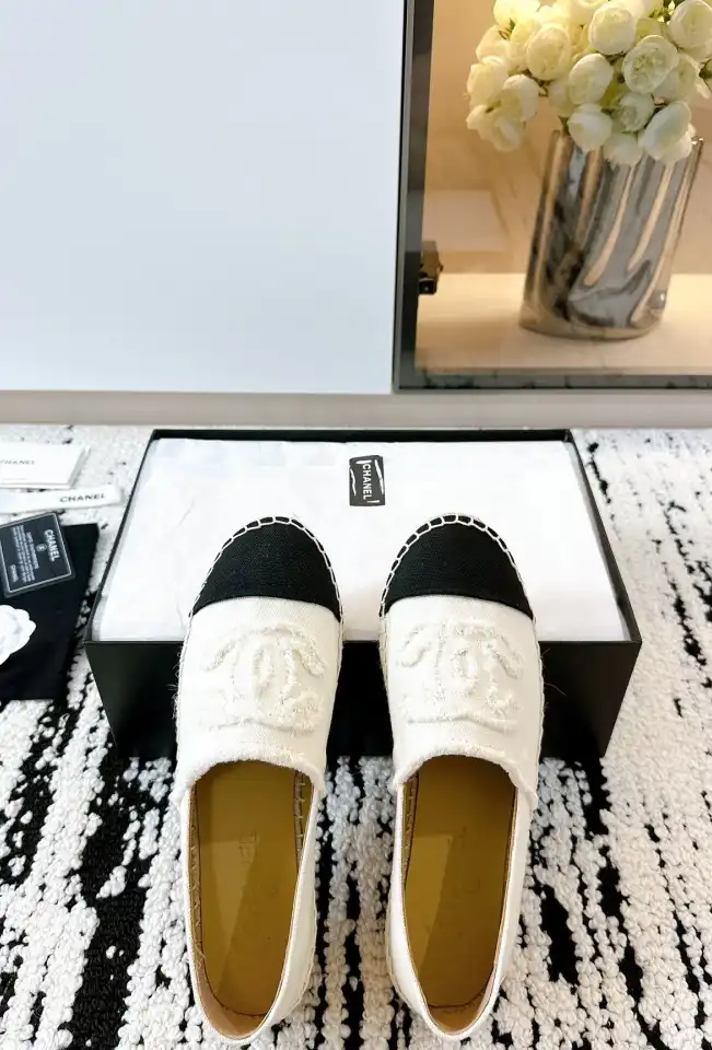 hype Chanel Flat Shoes