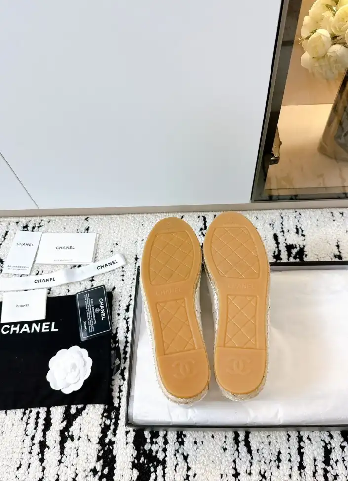 hype Chanel Flat Shoes