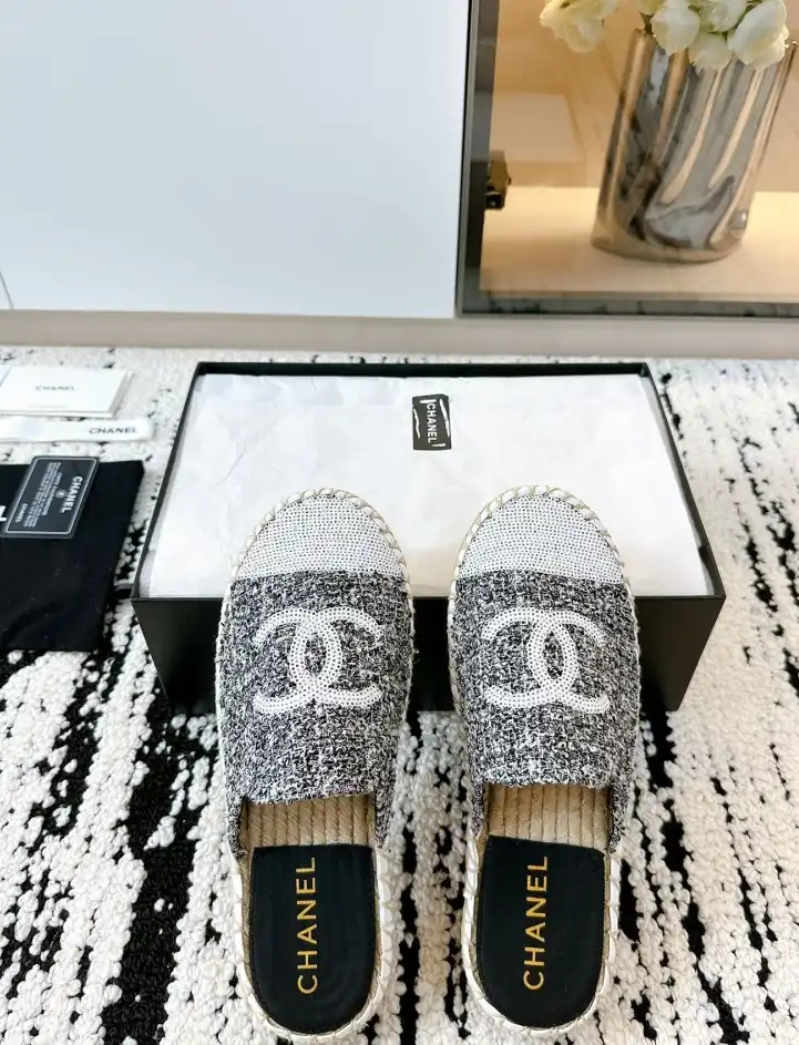 hype Chanel Slippers