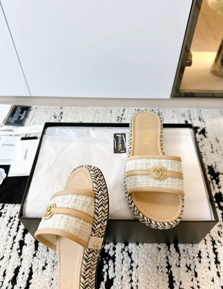 hype Chanel Slippers