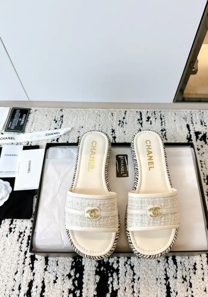 hype Chanel Slippers