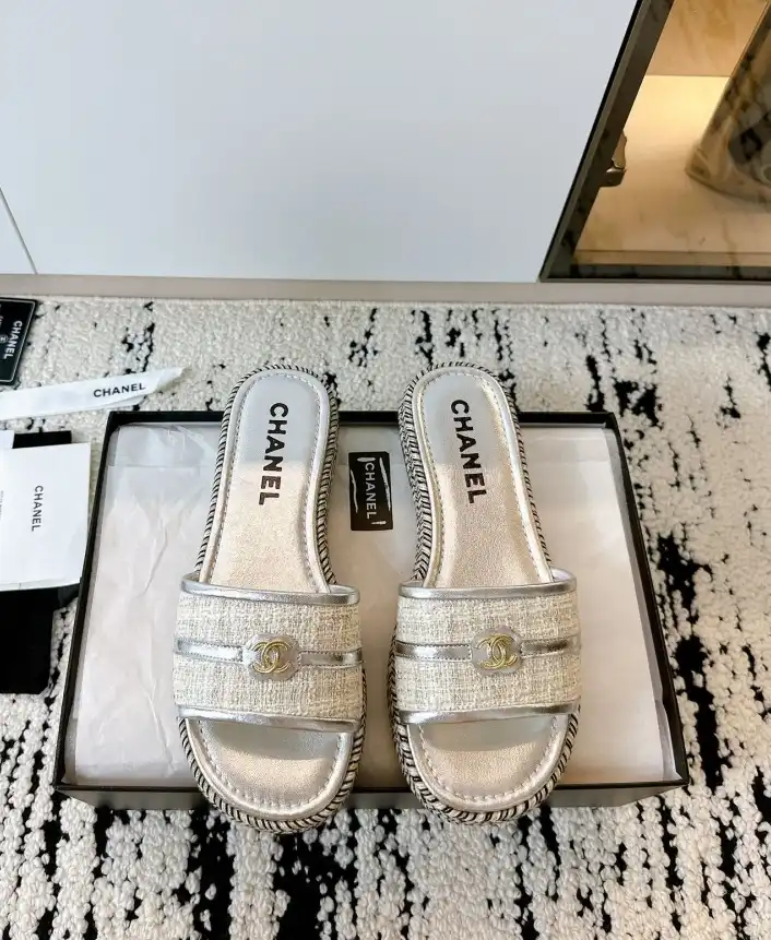 hype Chanel Slippers