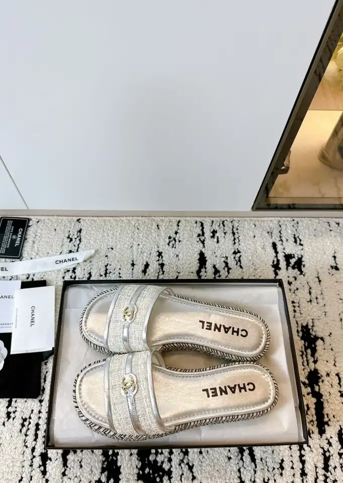 hype Chanel Slippers