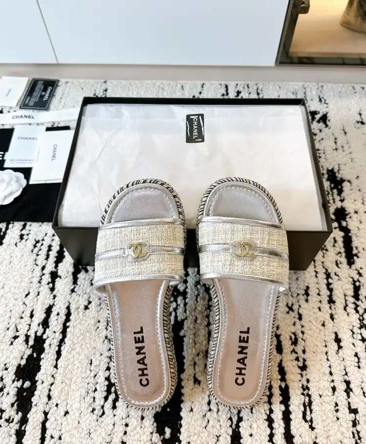 hype Chanel Slippers