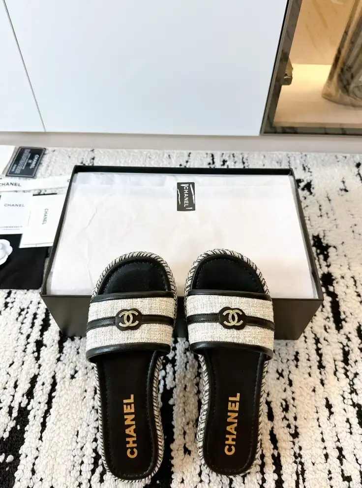 hype Chanel Slippers