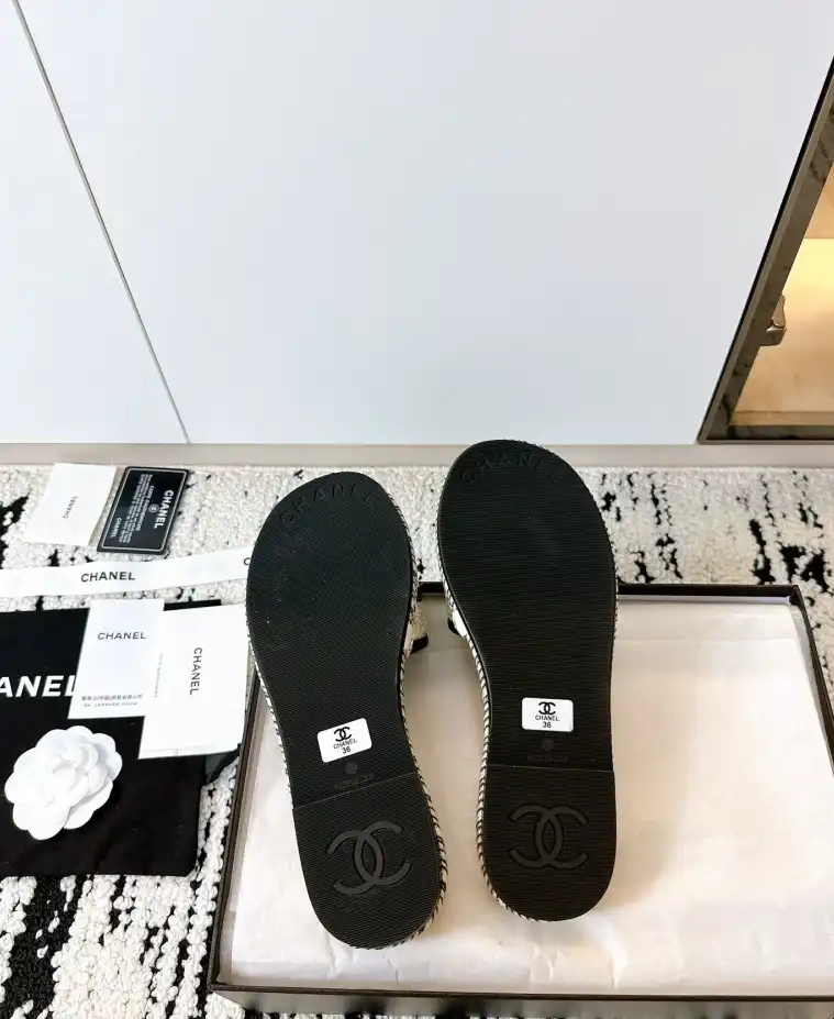 hype Chanel Slippers