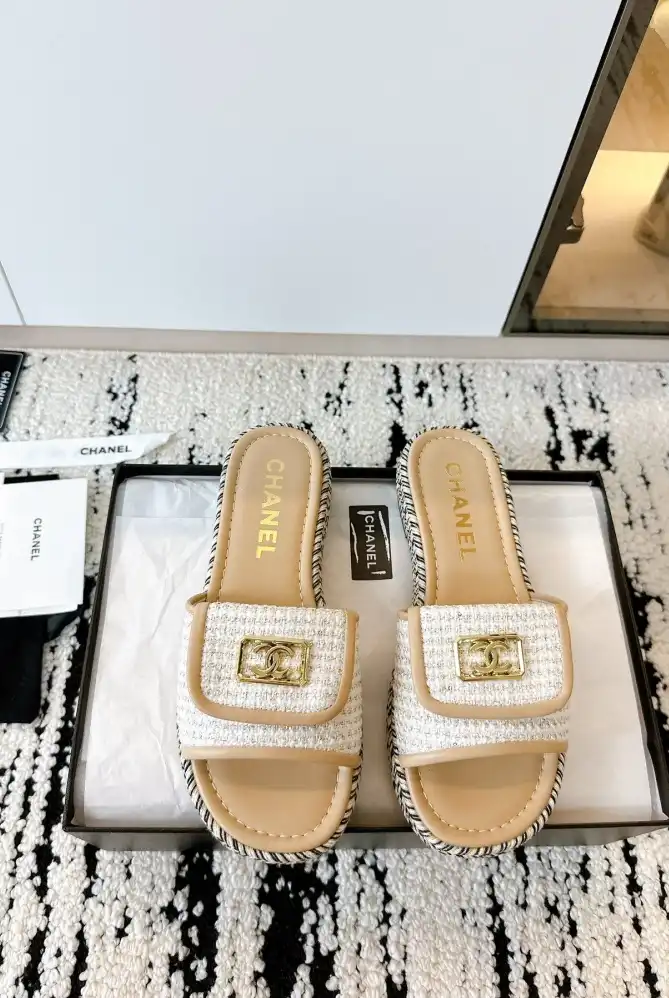 hype Chanel Slippers