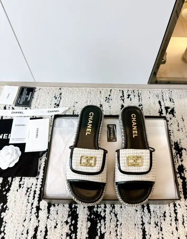 hype Chanel Slippers