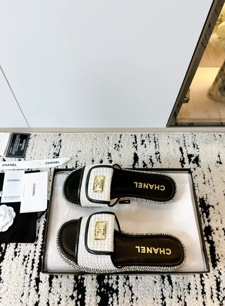 hype Chanel Slippers