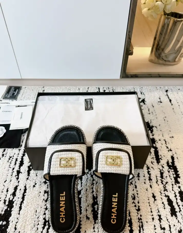 hype Chanel Slippers