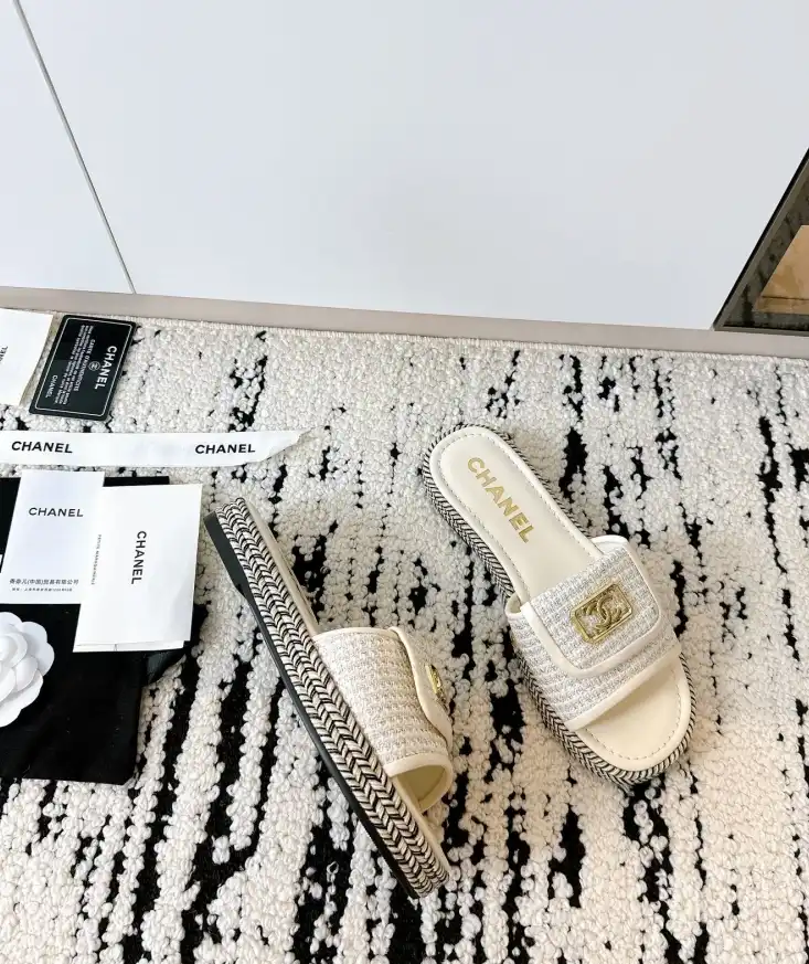 hype Chanel Slippers