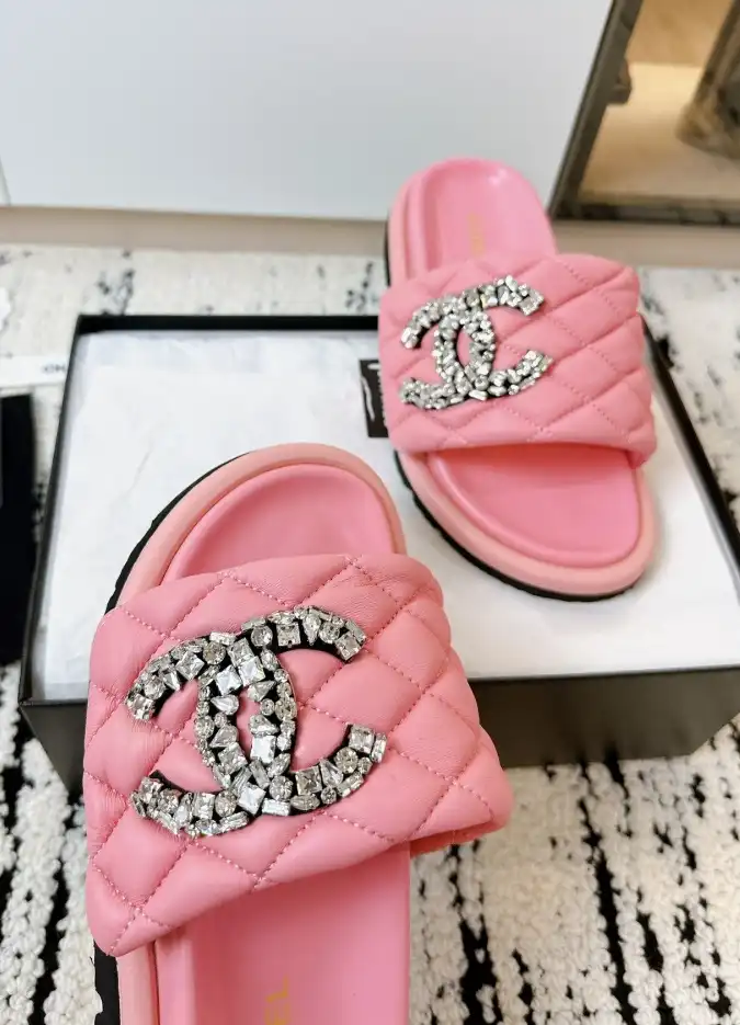 hype Chanel Slippers