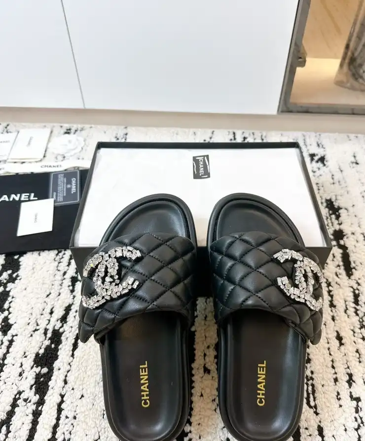 hype Chanel Slippers