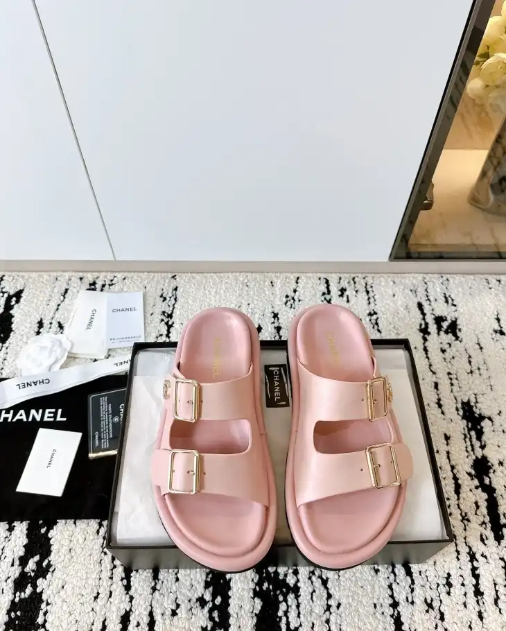 hype Chanel Slippers