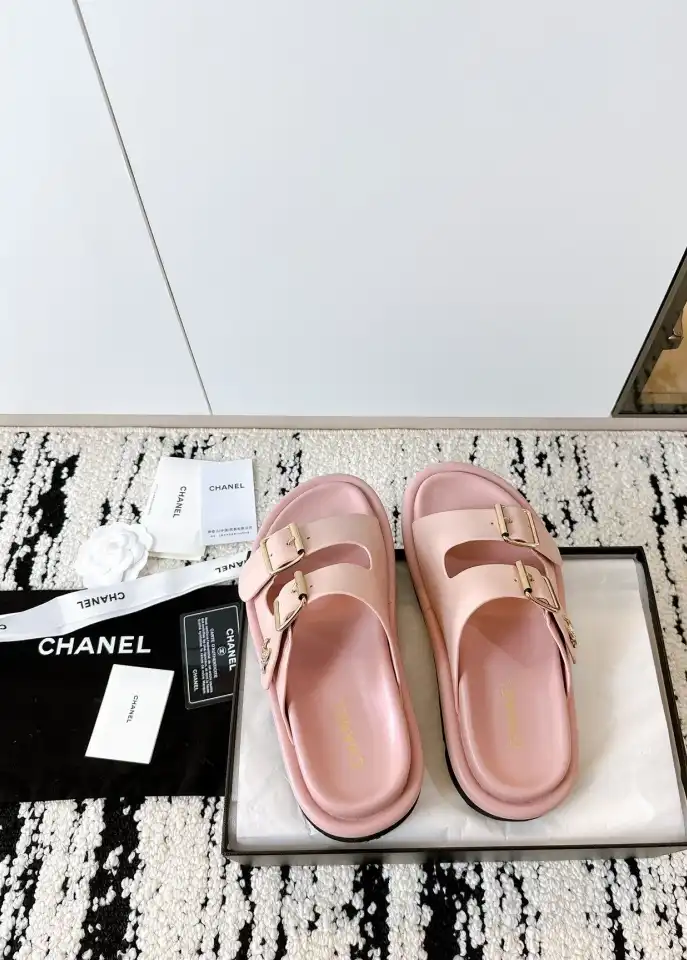 hype Chanel Slippers