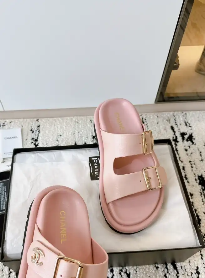 hype Chanel Slippers