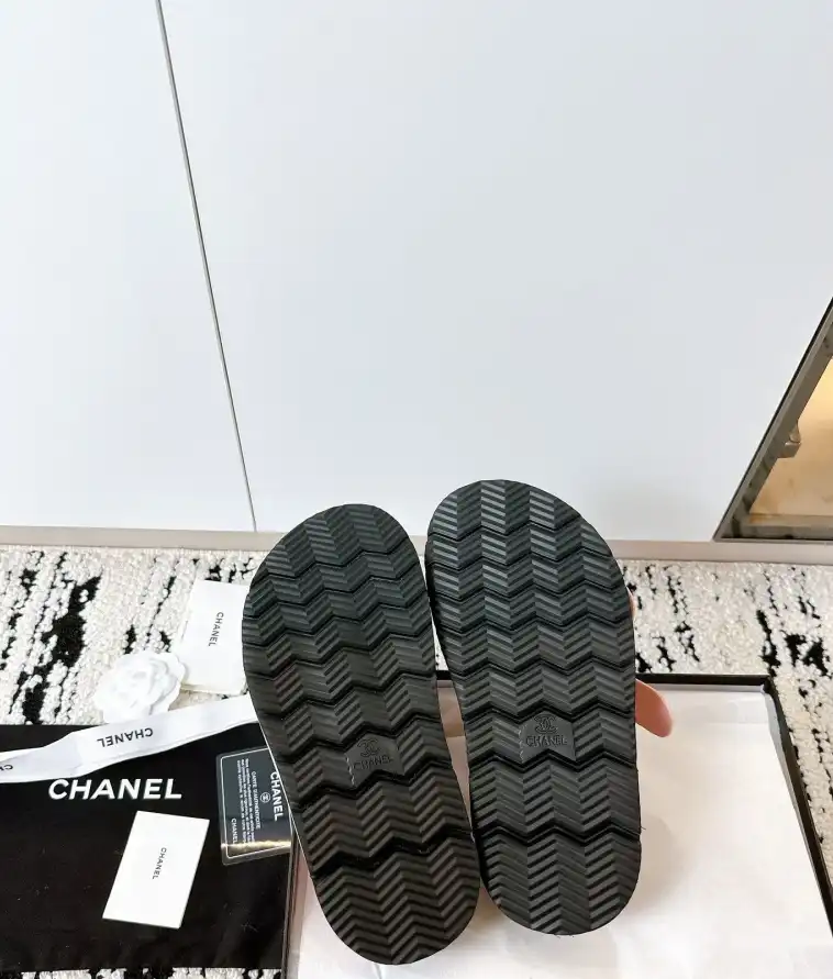 hype Chanel Slippers