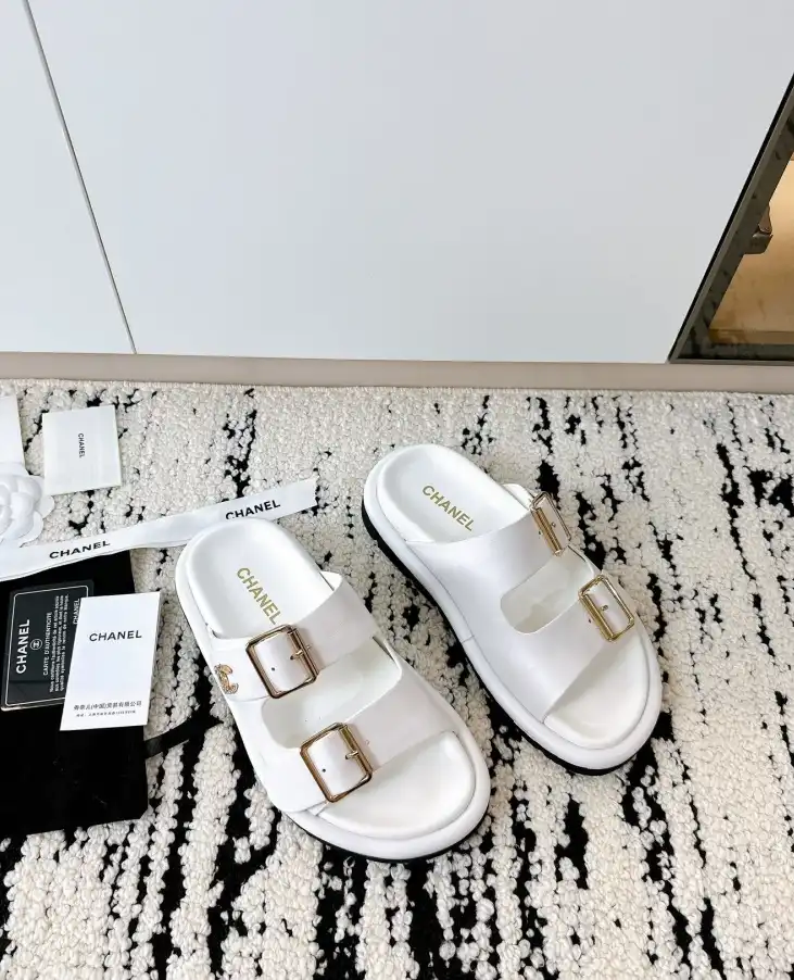 hype Chanel Slippers