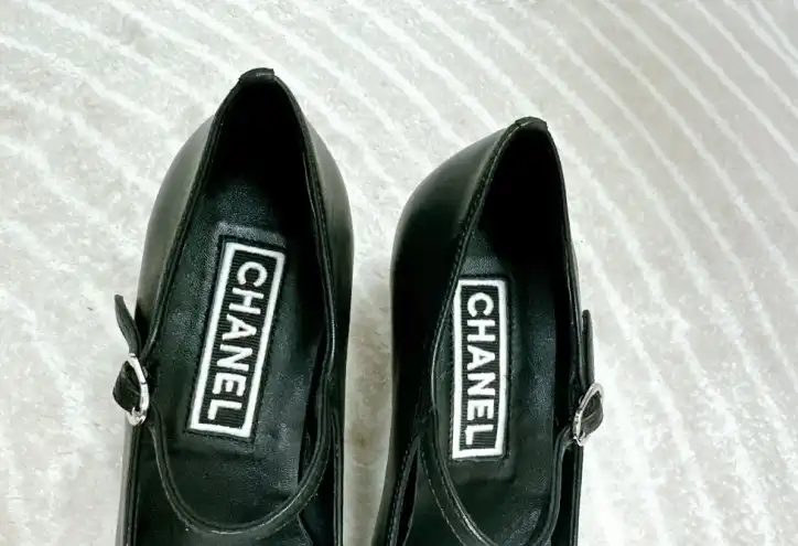 hype Chanel High Heels