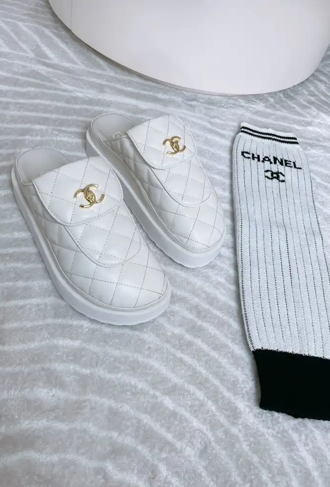 hype Chanel Slippers