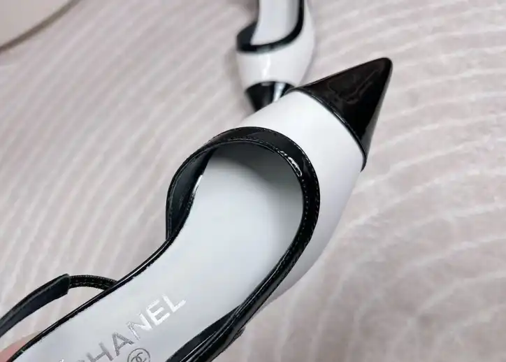 hype Chanel Slippers