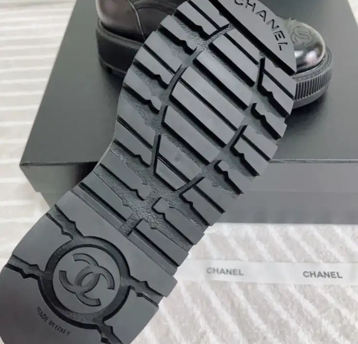 hype Chanel Boots