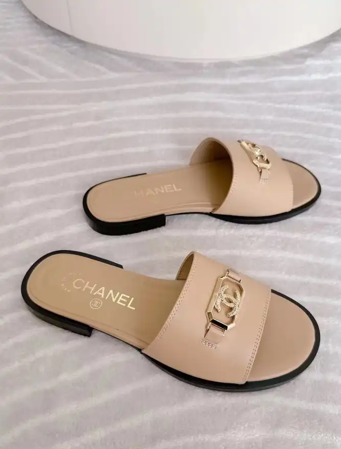 hype Chanel Slippers