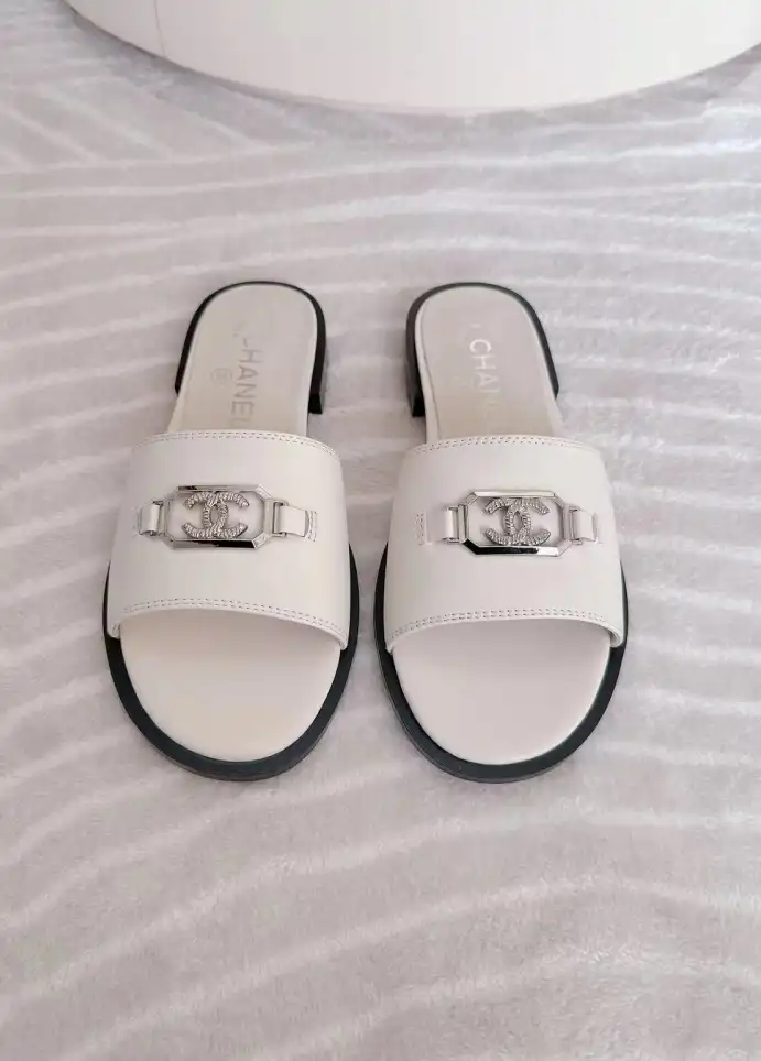 hype Chanel Slippers