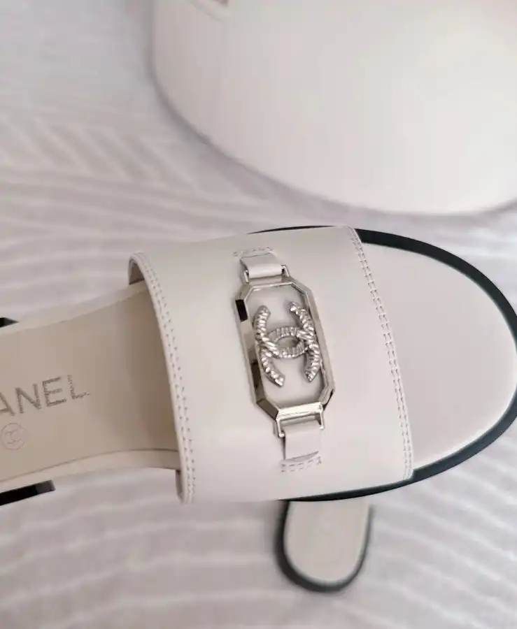 hype Chanel Slippers