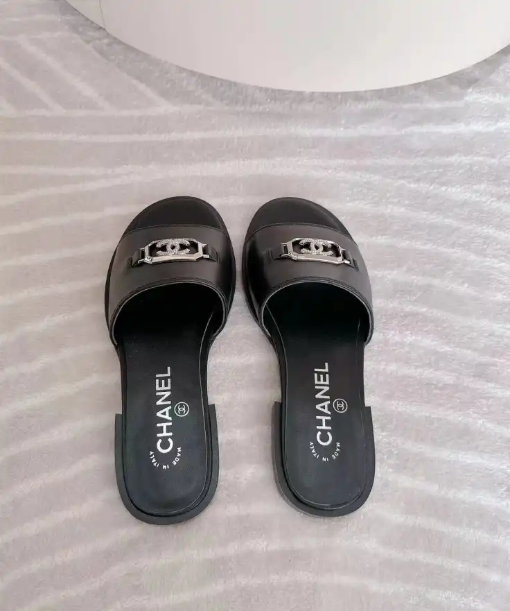 hype Chanel Slippers