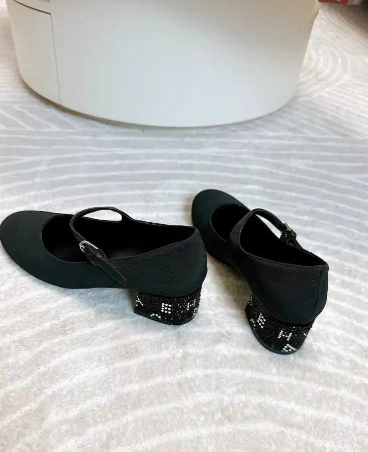 hype Chanel Sandals