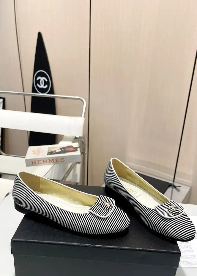 hype Chanel Flat Shoes