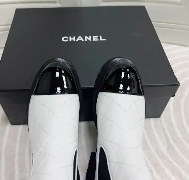 hype Chanel Boots