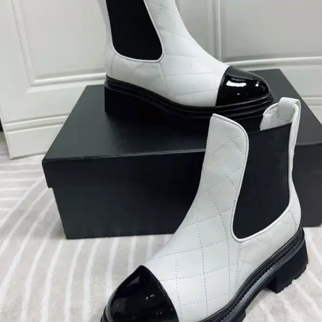 hype Chanel Boots