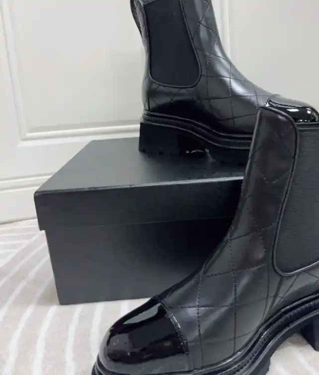 hype Chanel Boots