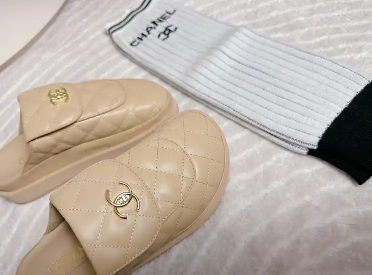 hype Chanel Slippers