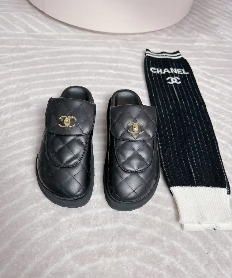 hype Chanel Slippers