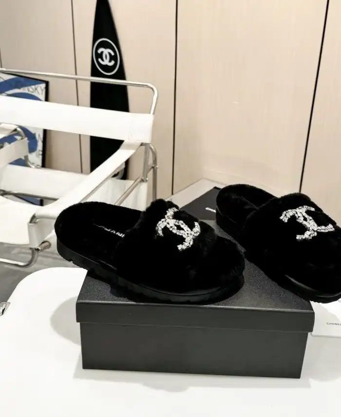 hype Chanel Slippers