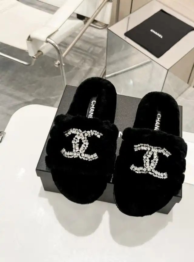 hype Chanel Slippers