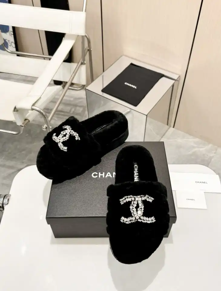 hype Chanel Slippers