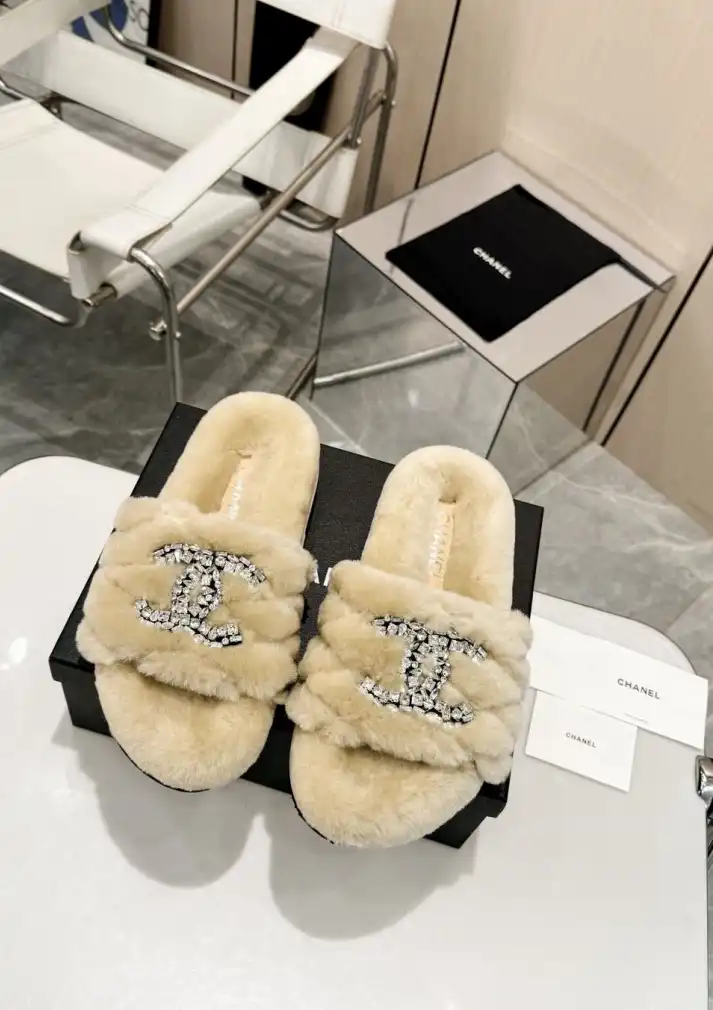 hype Chanel Slippers