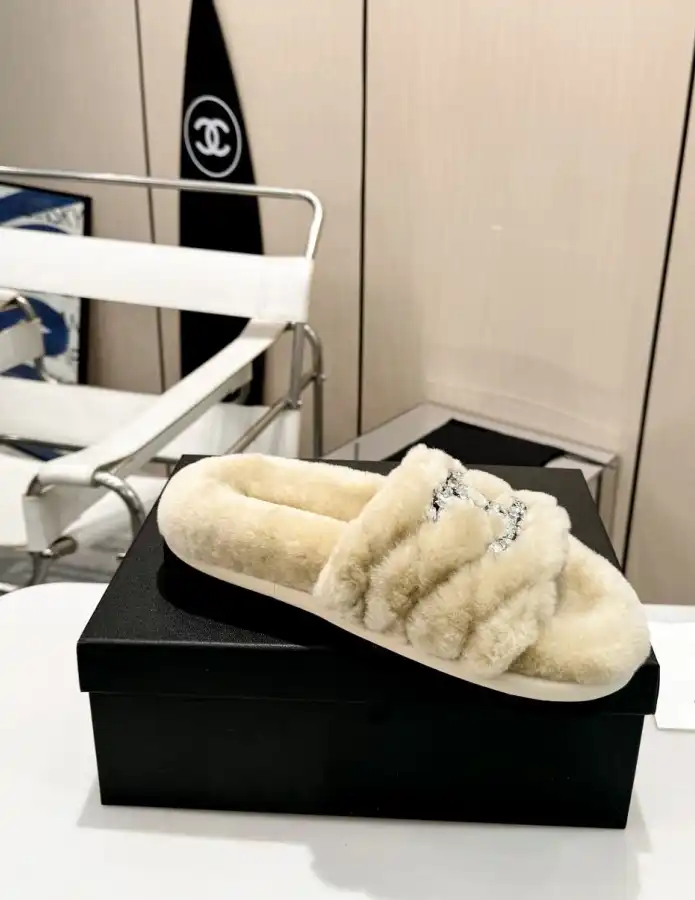 hype Chanel Slippers