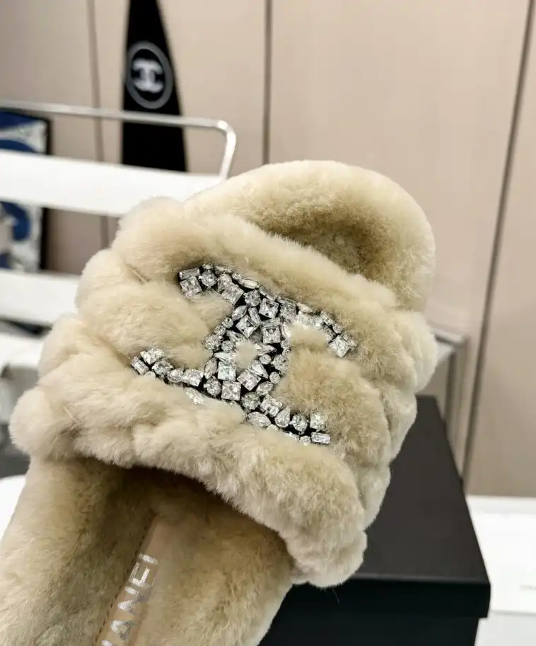 hype Chanel Slippers